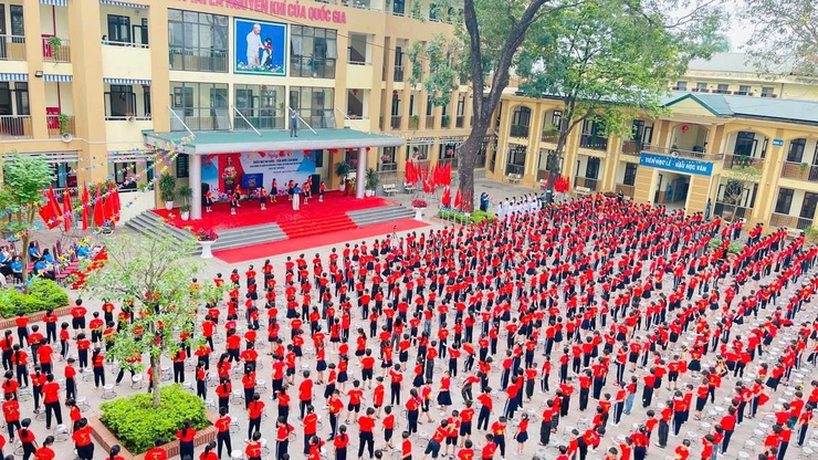 Ngày hội “Thiếu nhi vui khỏe - Tiến bước lên đoàn” tại trường tiểu học Ngọc Hòa- Ảnh 2.