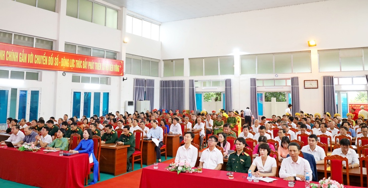 Phường Tùng Thiện tổng kết công tác bầu cử Đại biểu Quốc hội khóa XVI và Đại biểu HĐND các cấp nhiệm kỳ 2026–2031- Ảnh 1.