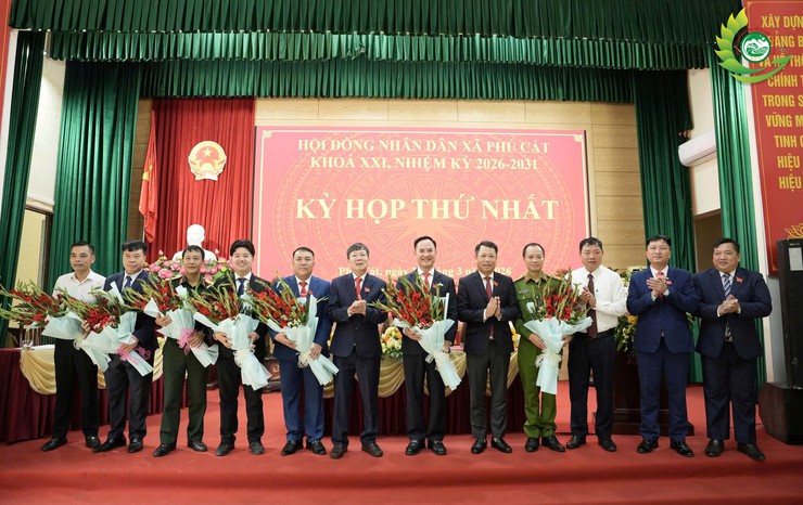 HĐND xã Phú Cát tổ chức Kỳ họp thứ nhất, kiện toàn các chức danh chủ chốt nhiệm kỳ 2026–2031- Ảnh 14.