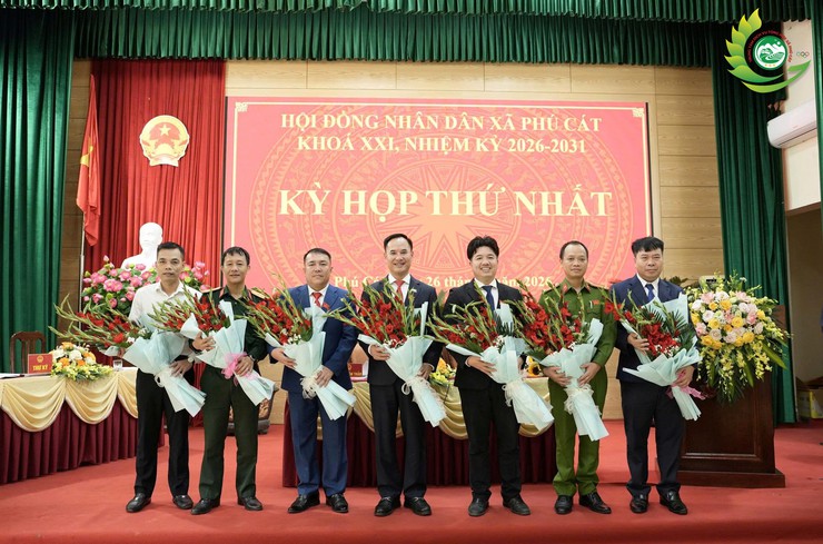 HĐND xã Phú Cát tổ chức Kỳ họp thứ nhất, kiện toàn các chức danh chủ chốt nhiệm kỳ 2026–2031- Ảnh 15.