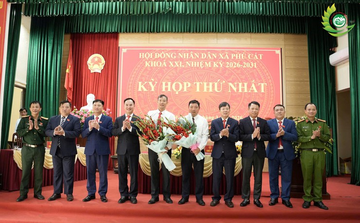 HĐND xã Phú Cát tổ chức Kỳ họp thứ nhất, kiện toàn các chức danh chủ chốt nhiệm kỳ 2026–2031- Ảnh 16.