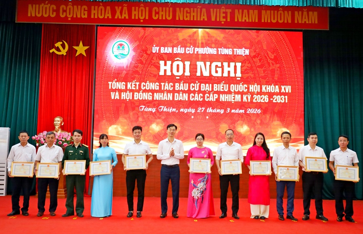 Phường Tùng Thiện tổng kết công tác bầu cử Đại biểu Quốc hội khóa XVI và Đại biểu HĐND các cấp nhiệm kỳ 2026–2031- Ảnh 8.