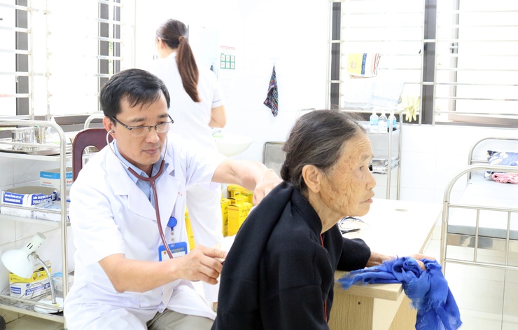 Trạm Y tế xã Quảng Bị tổ chức khám, lập hồ sơ sức khỏe cho người cao tuổi năm 2026- Ảnh 2.