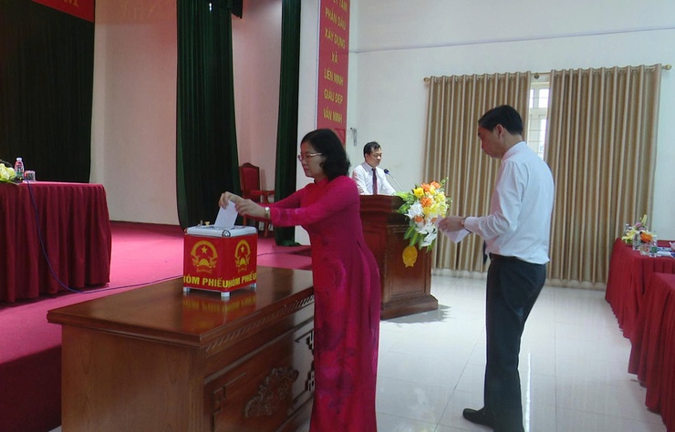 Đồng chí Nguyễn Tiến Toàn tái cử chức Chủ tịch HĐND xã Liên Minh khóa II, Nhiệm kỳ 2026- 2031- Ảnh 6.