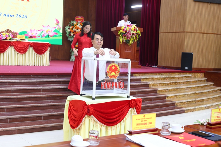 Xã Thạch Thất: Tổ chức kỳ họp HĐND thứ nhất khoá II kiện toàn tổ chức bộ máy nhiệm kỳ 2026-2031- Ảnh 3.