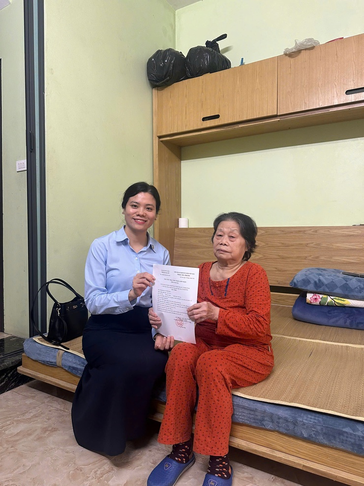 Tổ xung kích Chi nhánh số 6 hỗ trợ trực tiếp công dân yếu thế tại cơ sở- Ảnh 4.