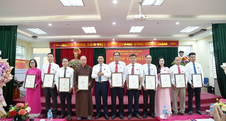 Phường Yên Nghĩa tổ chức thành công kỳ họp thứ Nhất HĐND phường khóa II, nhiệm kỳ 2026 – 2031- Ảnh 4.