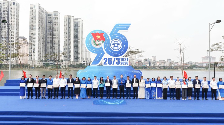 TỰ HÀO TUỔI TRẺ XÃ ĐẠI THANH – VINH DANH CÁC CÁN BỘ ĐOÀN TIÊU BIỂU- Ảnh 5.