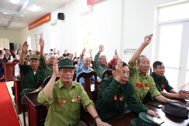 Bước chuyển mới trong tổ chức và hoạt động của Hội nạn nhân chất độc da cam/dioxin xã Chương Dương- Ảnh 4.