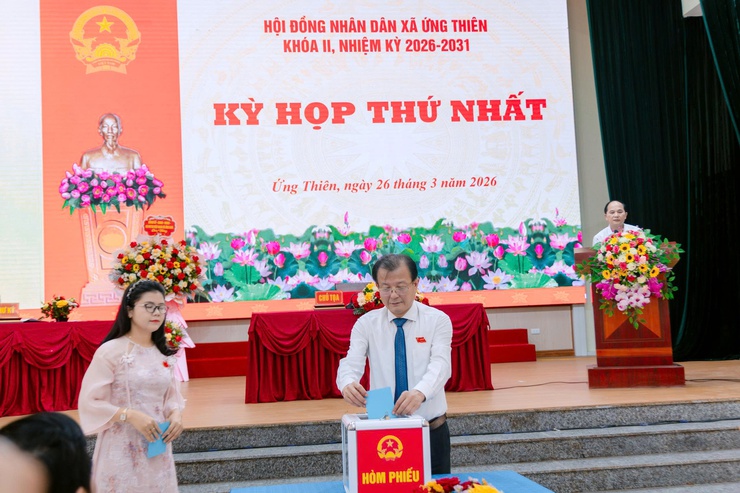 KỲ HỌP THỨ NHẤT HĐND XÃ ỨNG THIÊN KHÓA II, NHIỆM KỲ 2026 – 2031- Ảnh 3.