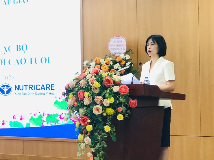 Ra mắt Ban chủ nhiệm Câu lạc bộ Chăm sóc sức khỏe Người cao tuổi phường Cầu Giấy- Ảnh 1.