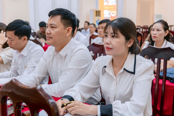 KỲ HỌP THỨ NHẤT HĐND XÃ ỨNG THIÊN KHÓA II, NHIỆM KỲ 2026 – 2031- Ảnh 12.