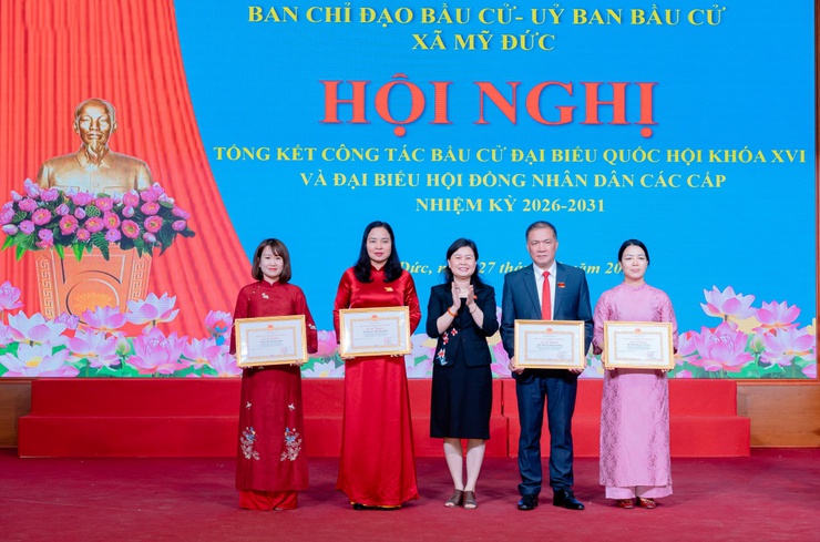 Kỳ họp thứ Nhất HĐND xã Mỹ Đức:  Kiện toàn nhân sự chủ chốt- Ảnh 16.