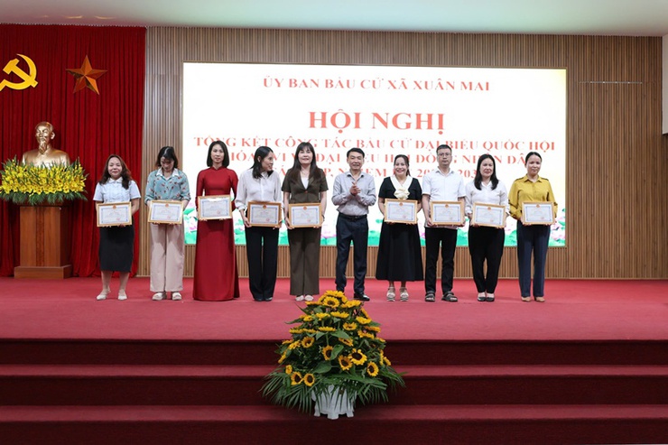 Xuân Mai tổng kết công tác bầu cử đại biểu Quốc hội khóa XVI và HĐND các cấp nhiệm kỳ 2026-2031- Ảnh 7.