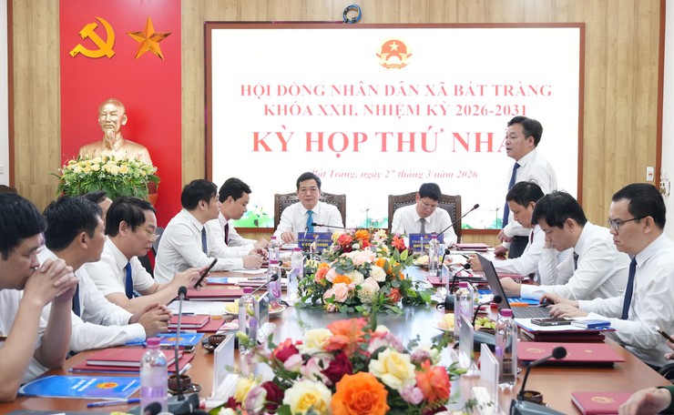 Kỳ họp thứ nhất HĐND xã Bát Tràng khóa XXII, nhiệm kỳ 2026–2031 thành công tốt đẹp- Ảnh 1.