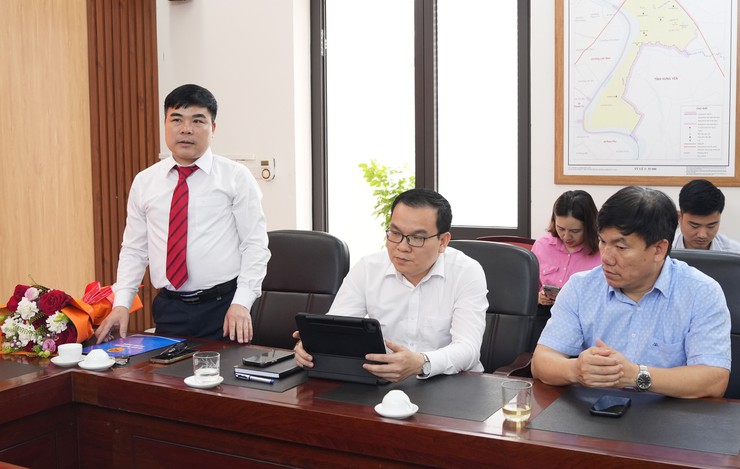 Bát Tràng công bố và triển khai quyết định về công tác cán bộ- Ảnh 4.