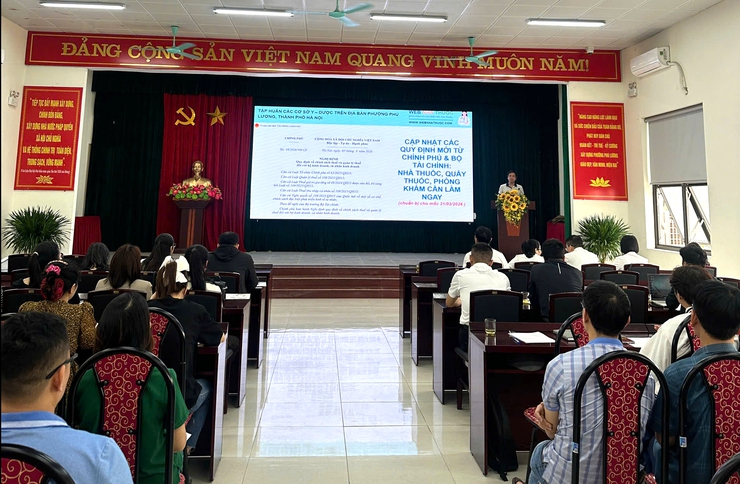 Phường Phú Lương tổ chức hội nghị tập huấn, bồi dưỡng các văn bản quản lý nhà nước về hành nghề y dược ngoài công lập năm 2026- Ảnh 1.