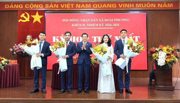 Xã Đoài Phương tổ chức thành công Kỳ họp thứ nhất HĐND xã khóa 2, nhiệm kỳ 2026–2031- Ảnh 4.