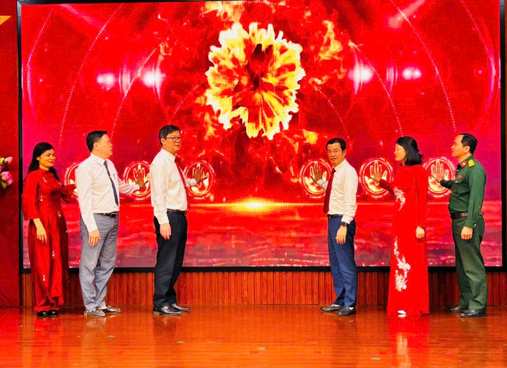 Xã Đoài Phương phát động Cuộc thi chính luận về bảo vệ nền tảng tư tưởng của Đảng năm 2026- Ảnh 2.