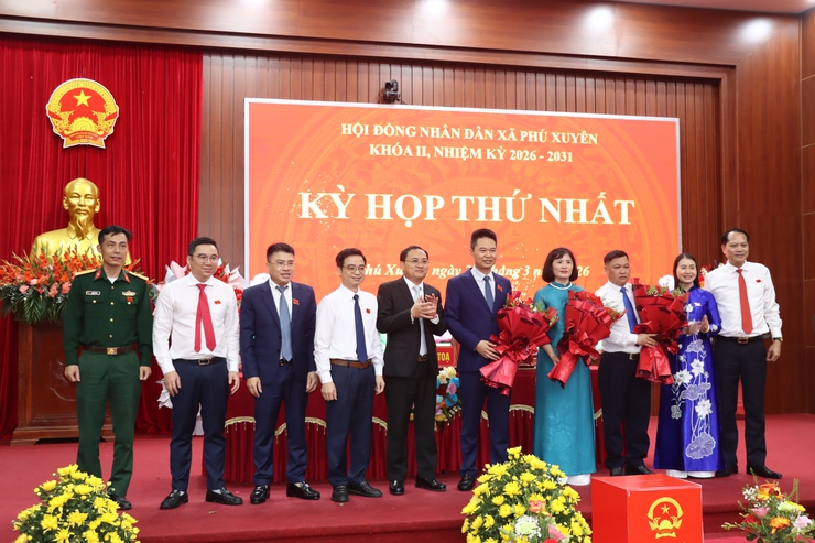 Kỳ họp thứ nhất HĐND xã Phú Xuyên khóa II, nhiệm kỳ 2026 - 2031- Ảnh 8.