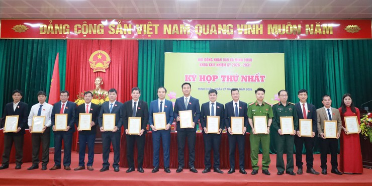 HĐND xã Minh Châu khóa XXII kiện toàn bộ máy, mở ra giai đoạn phát triển mới- Ảnh 6.