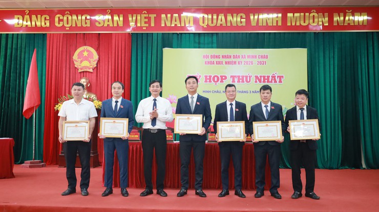 HĐND xã Minh Châu khóa XXII kiện toàn bộ máy, mở ra giai đoạn phát triển mới- Ảnh 18.