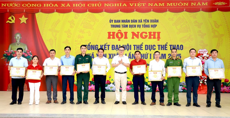 Xã Yên Xuân tổng kết công tác Đại hội Thể dục thể thao và kỷ niệm 80 năm Ngày truyền thống Thể dục thể thao Việt Nam- Ảnh 3.