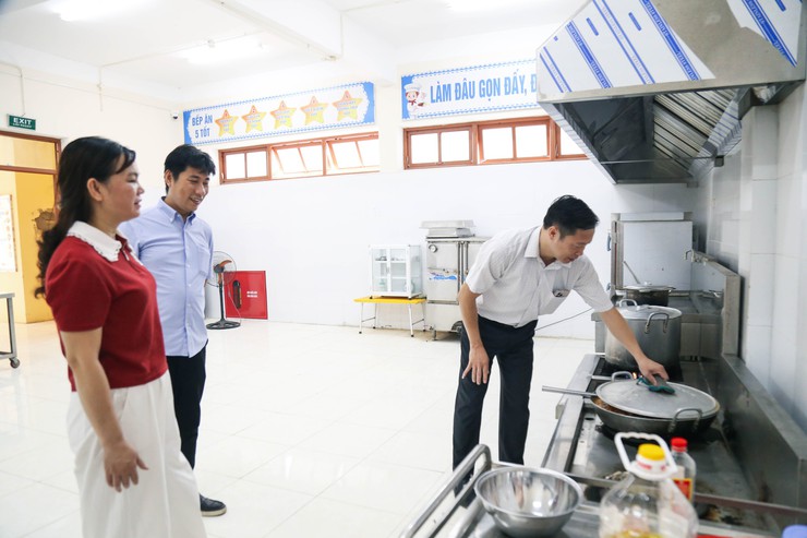 Xã Chương Dương siết chặt an toàn thực phẩm: Từ đồng bộ giải pháp đến nâng cao hiệu quả kiểm soát- Ảnh 1.