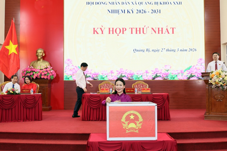Kỳ họp thứ Nhất – HĐNĐ xã Quảng Bị khóa XXII nhiệm kỳ 2026-2031- Ảnh 11.