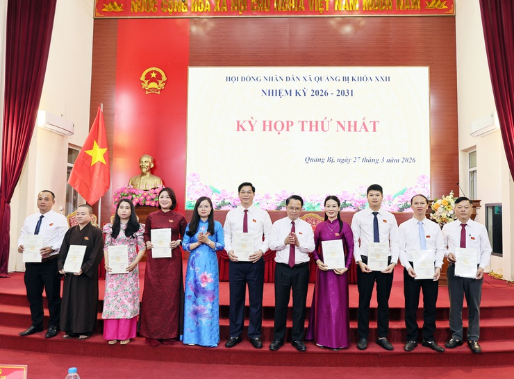 Kỳ họp thứ Nhất – HĐNĐ xã Quảng Bị khóa XXII nhiệm kỳ 2026-2031- Ảnh 5.