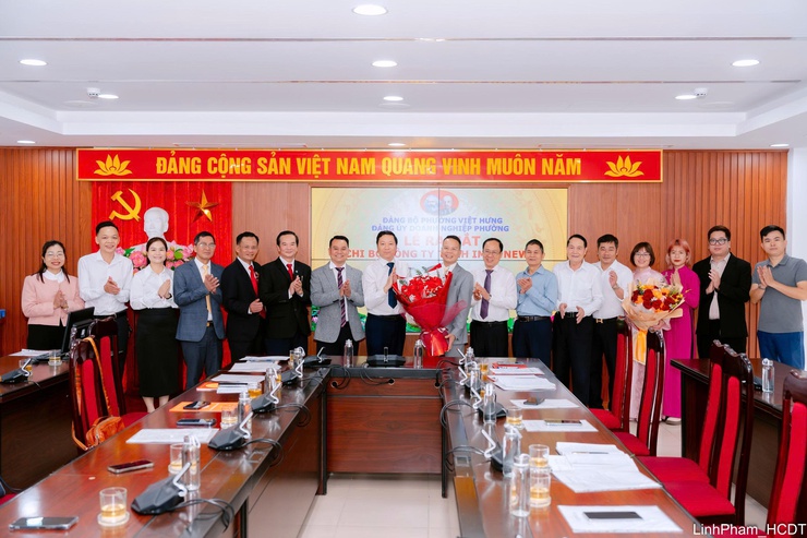 Đảng ủy Doanh nghiệp phường Việt Hưng: Phát triển tổ chức đảng trong khu vực kinh tế tư nhân qua việc thành lập Chi bộ Công ty TNHH Imex News.- Ảnh 10.