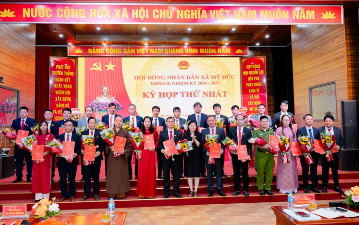 Kỳ họp thứ Nhất HĐND xã Mỹ Đức:  Kiện toàn nhân sự chủ chốt- Ảnh 3.