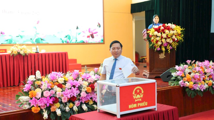 Xã Quang Minh kiện toàn bộ máy, thể hiện trách nhiệm đại biểu nhân dân trước cử tri - Ảnh 4.