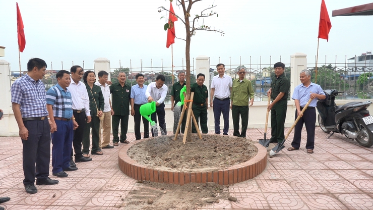 SÔI NỔI, Ý NGHĨA “LỄ PHÁT ĐỘNG TRỒNG CÂY VÌ MỘT VIỆT NAM XANH” XÃ HÒA XÁ- Ảnh 5.