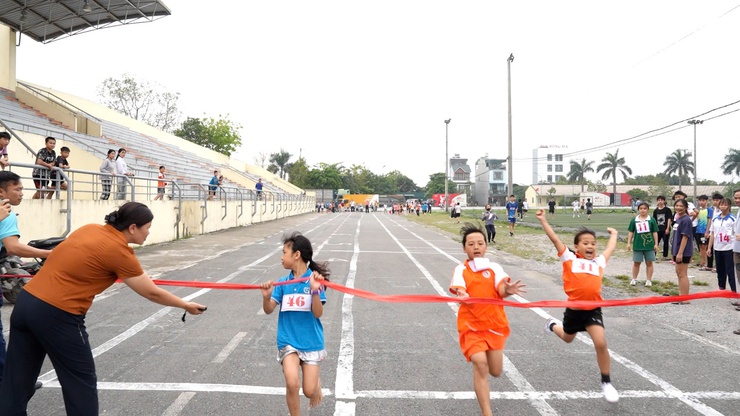 Sôi nổi Giải thể thao học sinh xã Thanh Oai năm học 2025-2026- Ảnh 4.