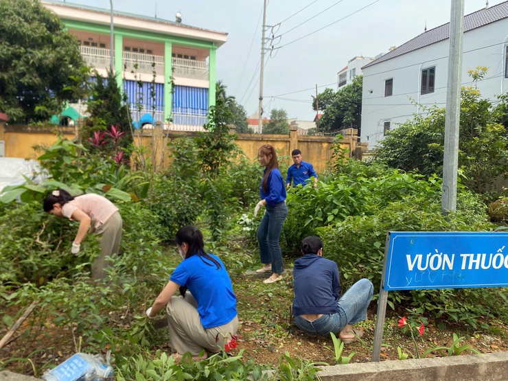 Chi đoàn Trạm Y tế phường Chương Mỹ sôi nổi hoạt động Tháng Thanh niên năm 2026- Ảnh 3.