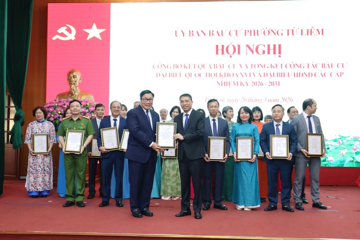 Phường Từ Liêm công bố kết quả bầu cử và tổng kết công tác bầu cử đại biểu Quốc hội khóa XVI và đại biểu HĐND các cấp nhiệm kỳ 2026-2031- Ảnh 5.