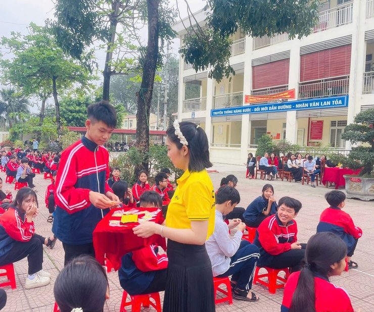 THCS NGUYỄN ĐỨC LƯỢNG TỔ CHỨC NGOẠI KHÓA "HỘ CHIẾU XANH" – TIẾP LỬA BẢN LĨNH CHO THẾ HỆ TRẺ- Ảnh 5.