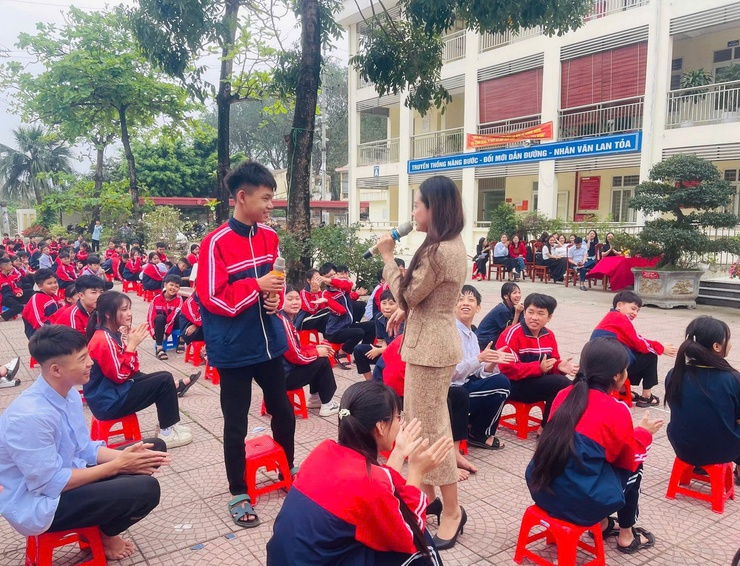 THCS NGUYỄN ĐỨC LƯỢNG TỔ CHỨC NGOẠI KHÓA "HỘ CHIẾU XANH" – TIẾP LỬA BẢN LĨNH CHO THẾ HỆ TRẺ- Ảnh 3.