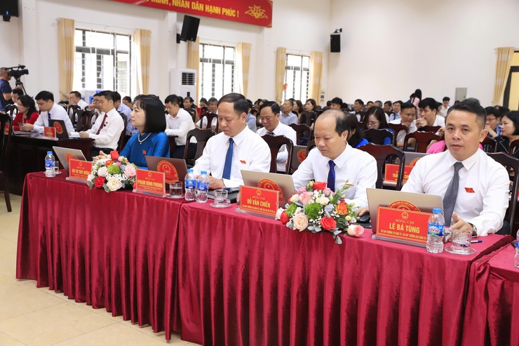 HĐND xã Tam Hưng khóa XXIII: Tiên phong chuyển đổi số ngay từ Kỳ họp thứ Nhất- Ảnh 4.