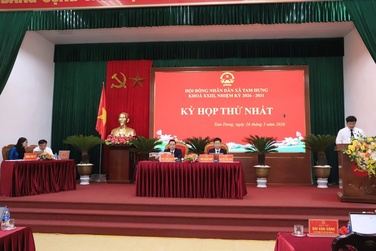 HĐND xã Tam Hưng khóa XXIII: Tiên phong chuyển đổi số ngay từ Kỳ họp thứ Nhất- Ảnh 2.