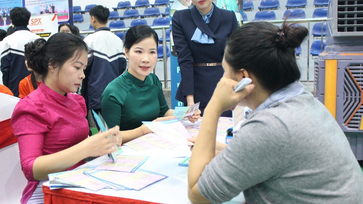 Khai mạc Ngày hội tư vấn và giao dịch việc làm cụm Chương Mỹ năm 2026- Ảnh 10.