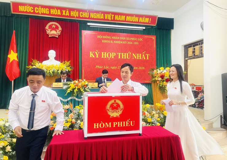 Kỳ họp thứ nhất HĐND xã Phúc Lộc khóa II, nhiệm kỳ 2026-2031- Ảnh 6.