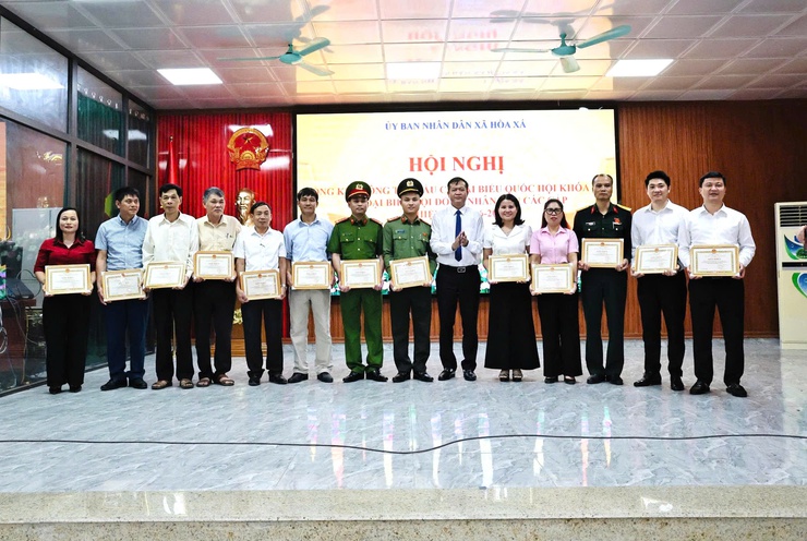 Hoà Xá tổng kết công tác bầu cử khen thưởng 103 tập thể, cá nhân- Ảnh 6.