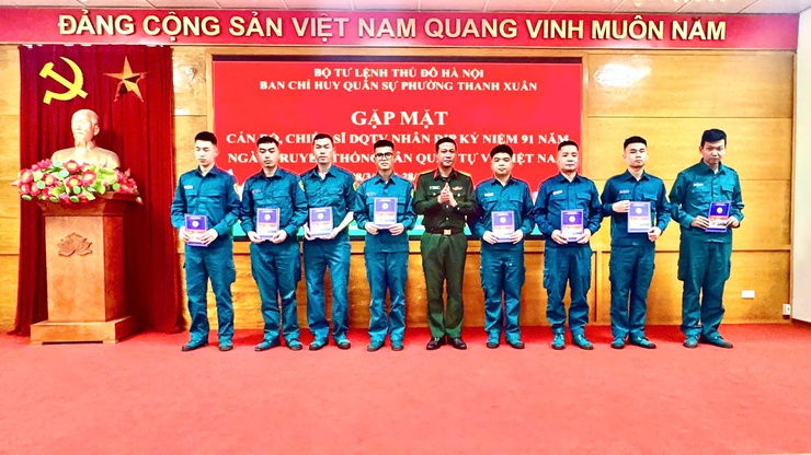 Bản hùng ca chiến sỹ sao vuông: Kỷ niệm 91 năm Ngày truyền thống Dân quân Tự vệ Việt Nam (28/3/1935 - 28/3/2026)
- Ảnh 4.