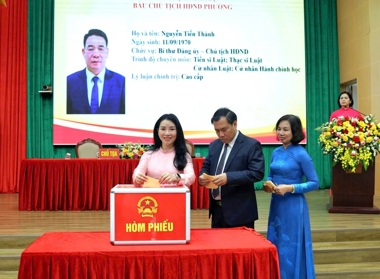 HĐND phường Xuân Đỉnh bầu các chức danh chủ chốt tại Kỳ họp thứ I nhiệm kỳ 2026–2031- Ảnh 3.