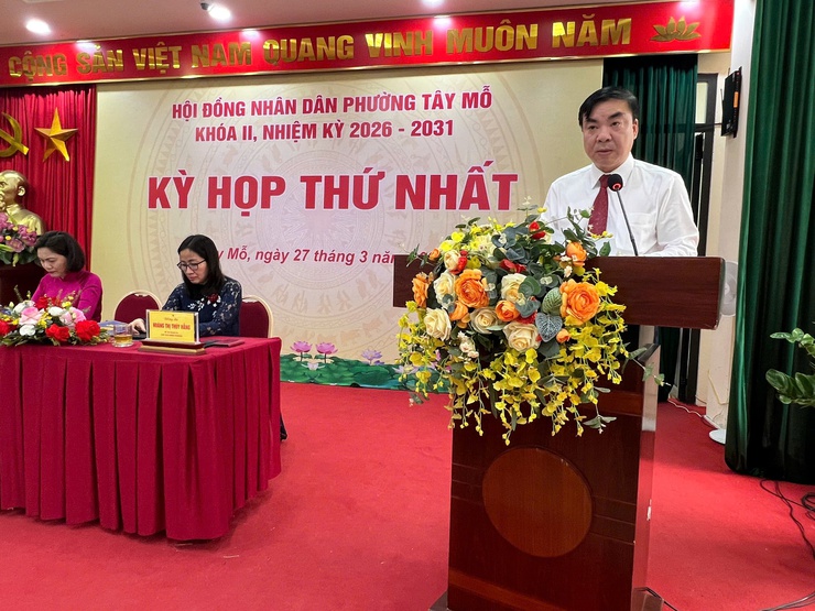 Kỳ họp thứ Nhất HĐND phường Tây Mỗ: Kiện toàn nhân sự chủ chốt

- Ảnh 10.