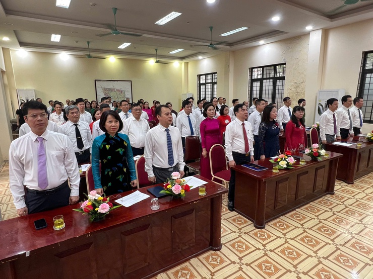 Kỳ họp thứ Nhất HĐND phường Tây Mỗ: Kiện toàn nhân sự chủ chốt

- Ảnh 2.