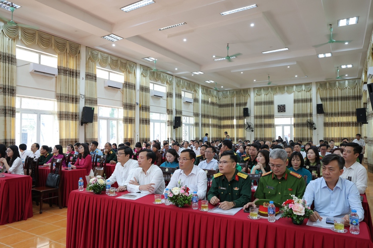 Đảng ủy xã Phú Nghĩa quán triệt Thông báo kết luận của đồng chí Tổng Bí thư Tô Lâm, Trưởng Ban chỉ đạo Trung ương về phát triển khoa khọc, công nghệ, đổi mới sáng tạo và chuyển đổi số tại phiên họp thứ nhất năm 2026 - Ảnh 3.