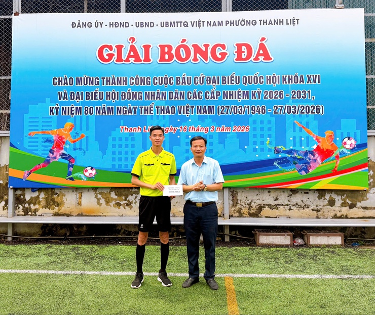 Sôi nổi Chung kết Giải bóng đá nam TDP phường Thanh Liệt năm 2026- Ảnh 8.